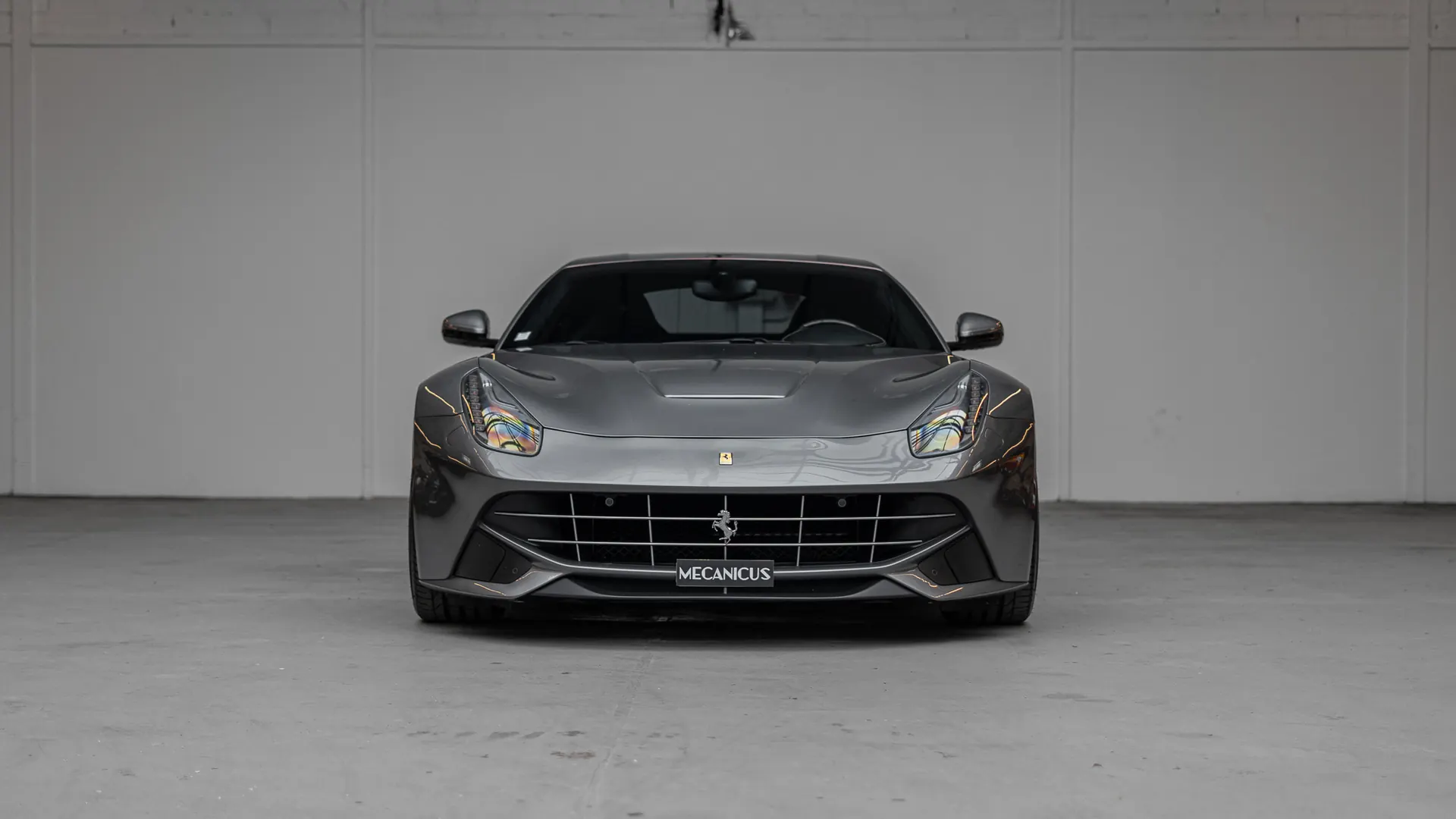 Ferrari F12 — photo 3