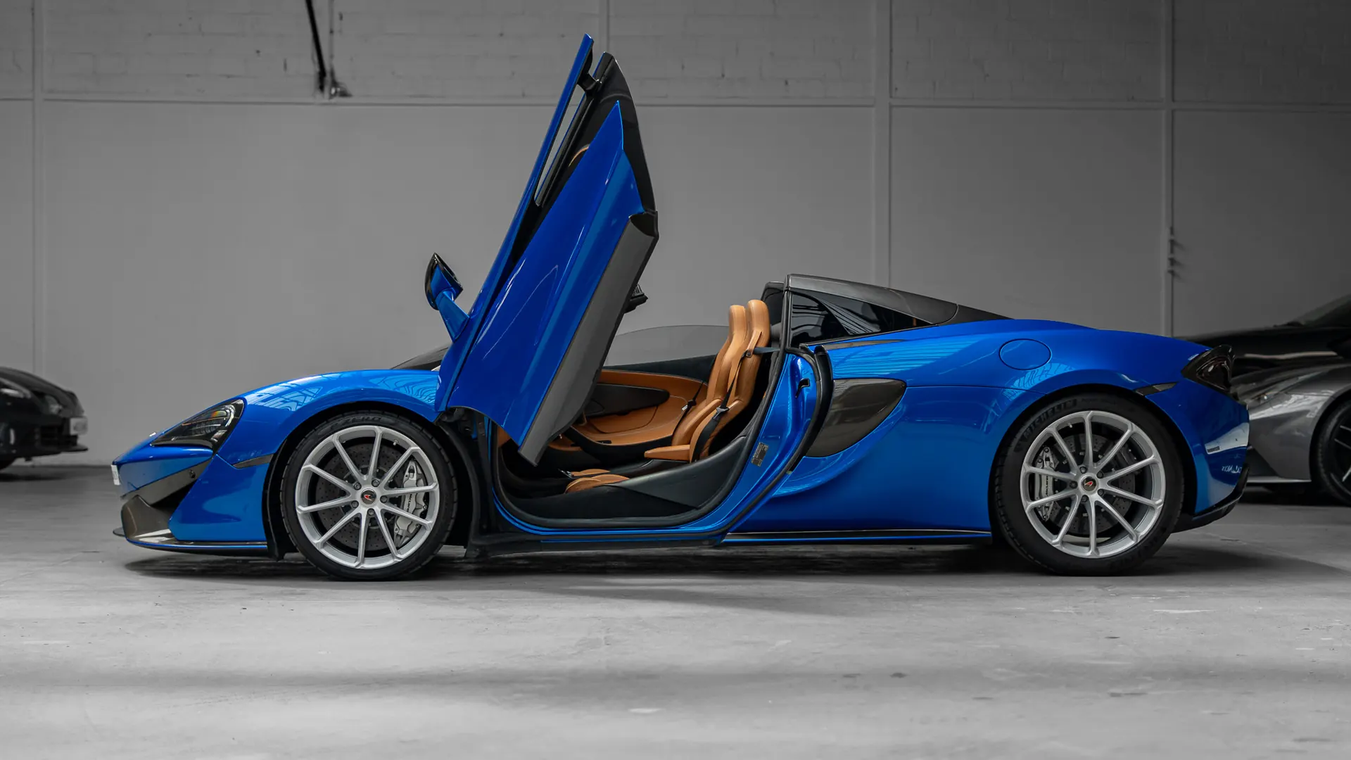 McLaren 570S — photo 10
