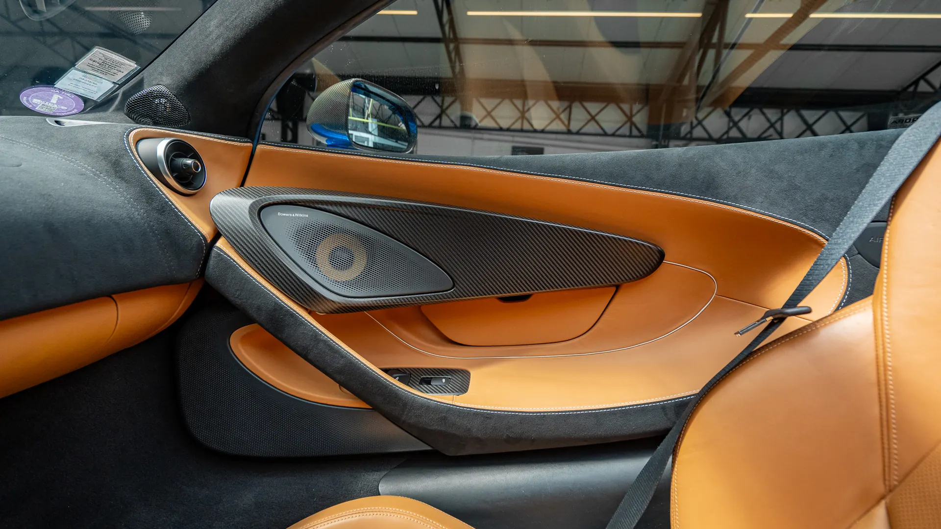 McLaren 570S — photo 31
