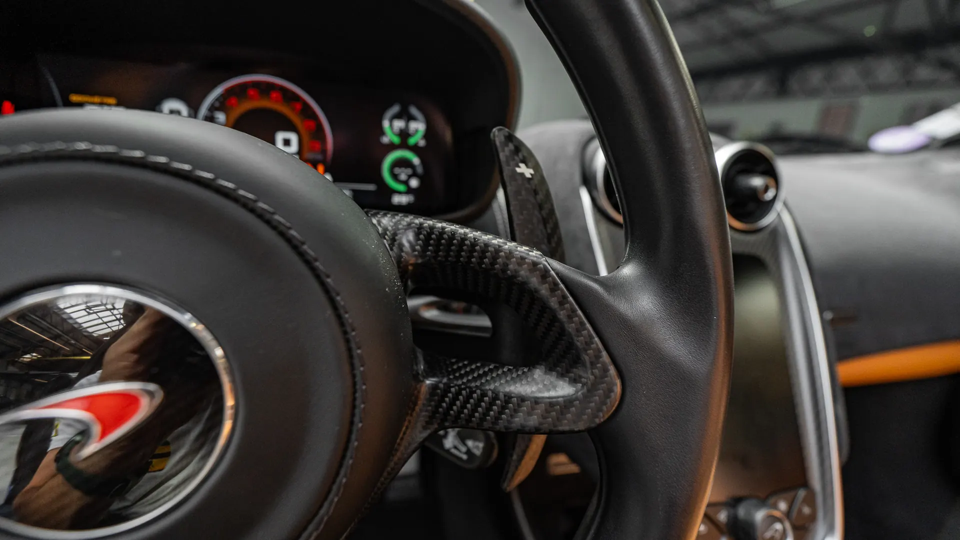 McLaren 570S — photo 20
