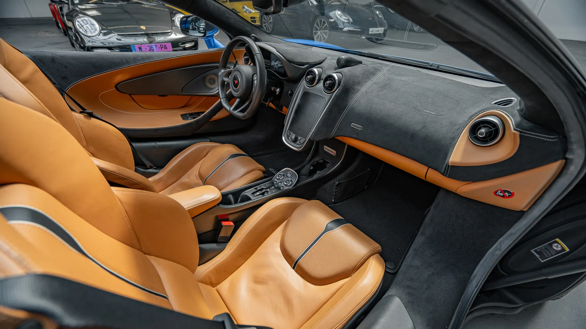 McLaren 570S — photo 16