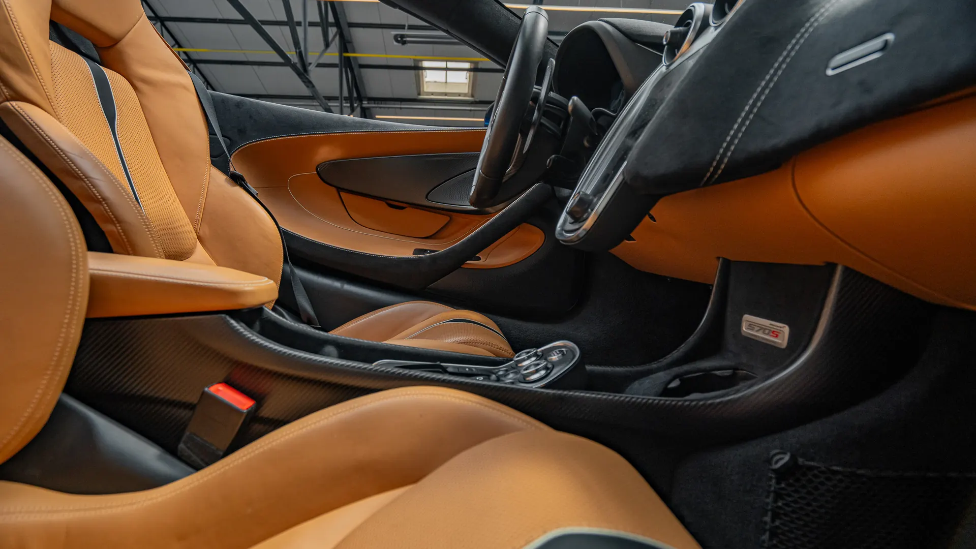 McLaren 570S — photo 17