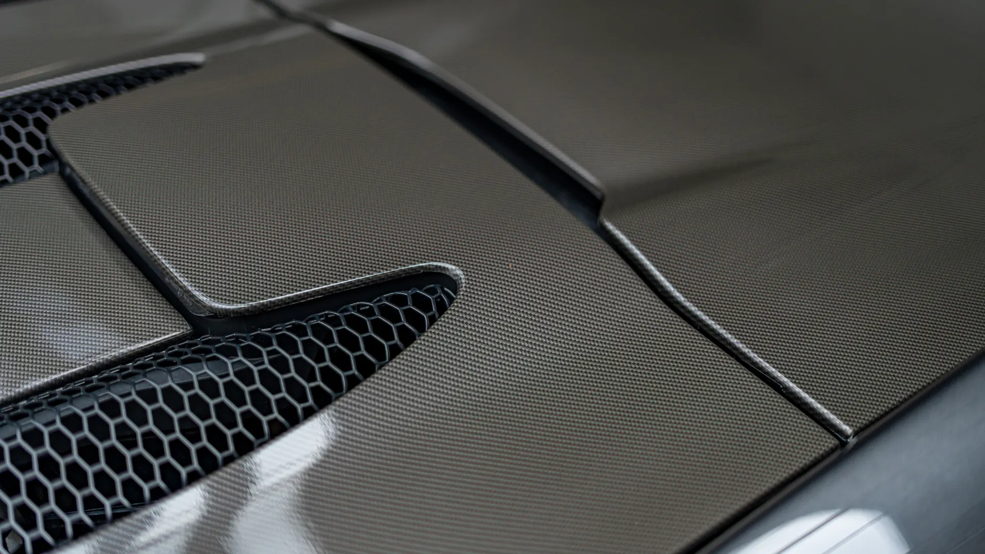 McLaren 570S — photo 47