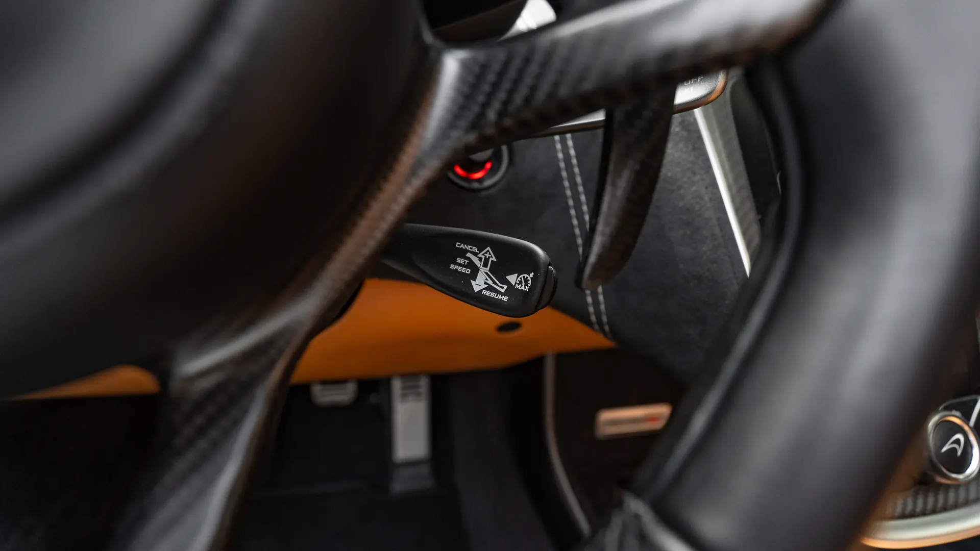 McLaren 570S — photo 26