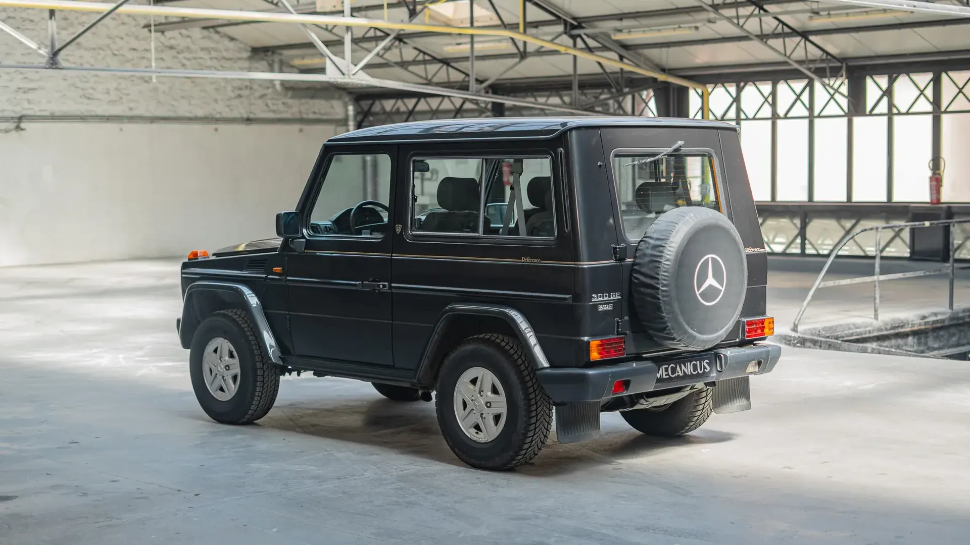 Mercedes-Benz 300GE — photo 2