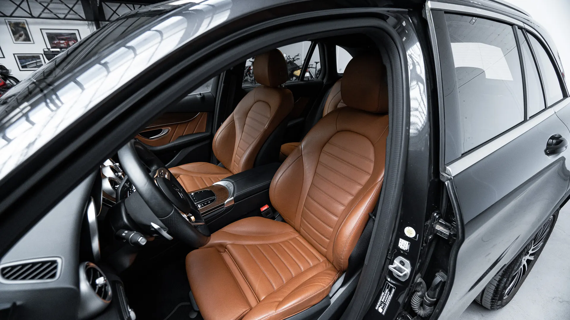 Mercedes-Benz GLC — photo 10