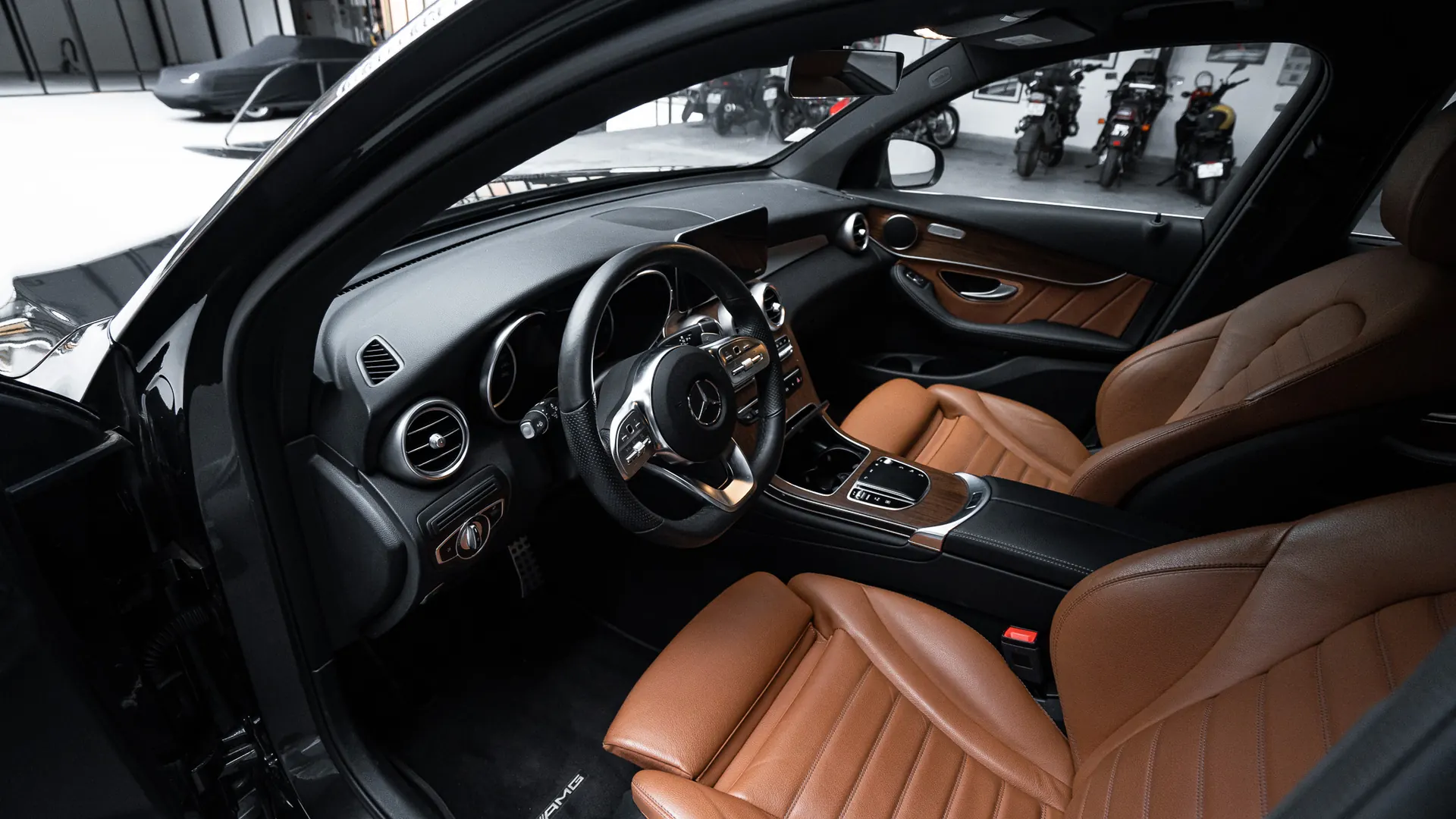Mercedes-Benz GLC — photo 8