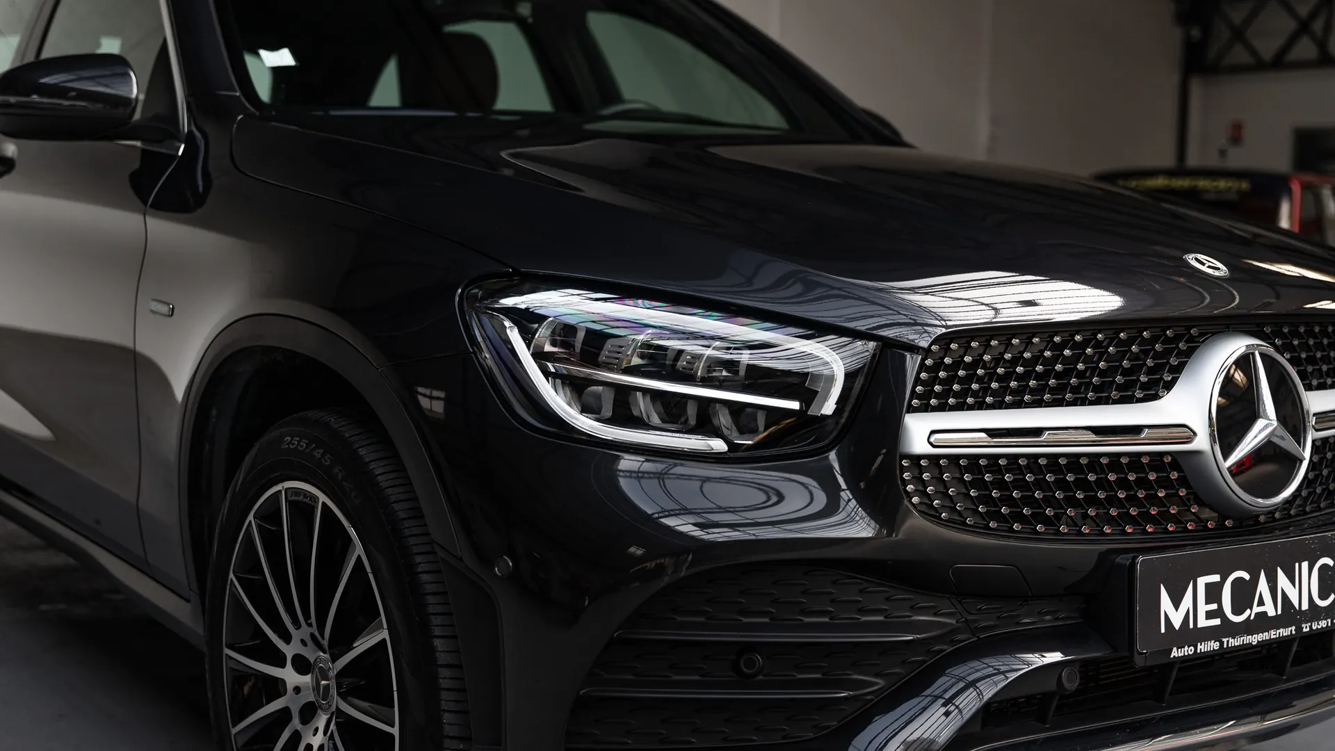 Mercedes-Benz GLC — photo 35