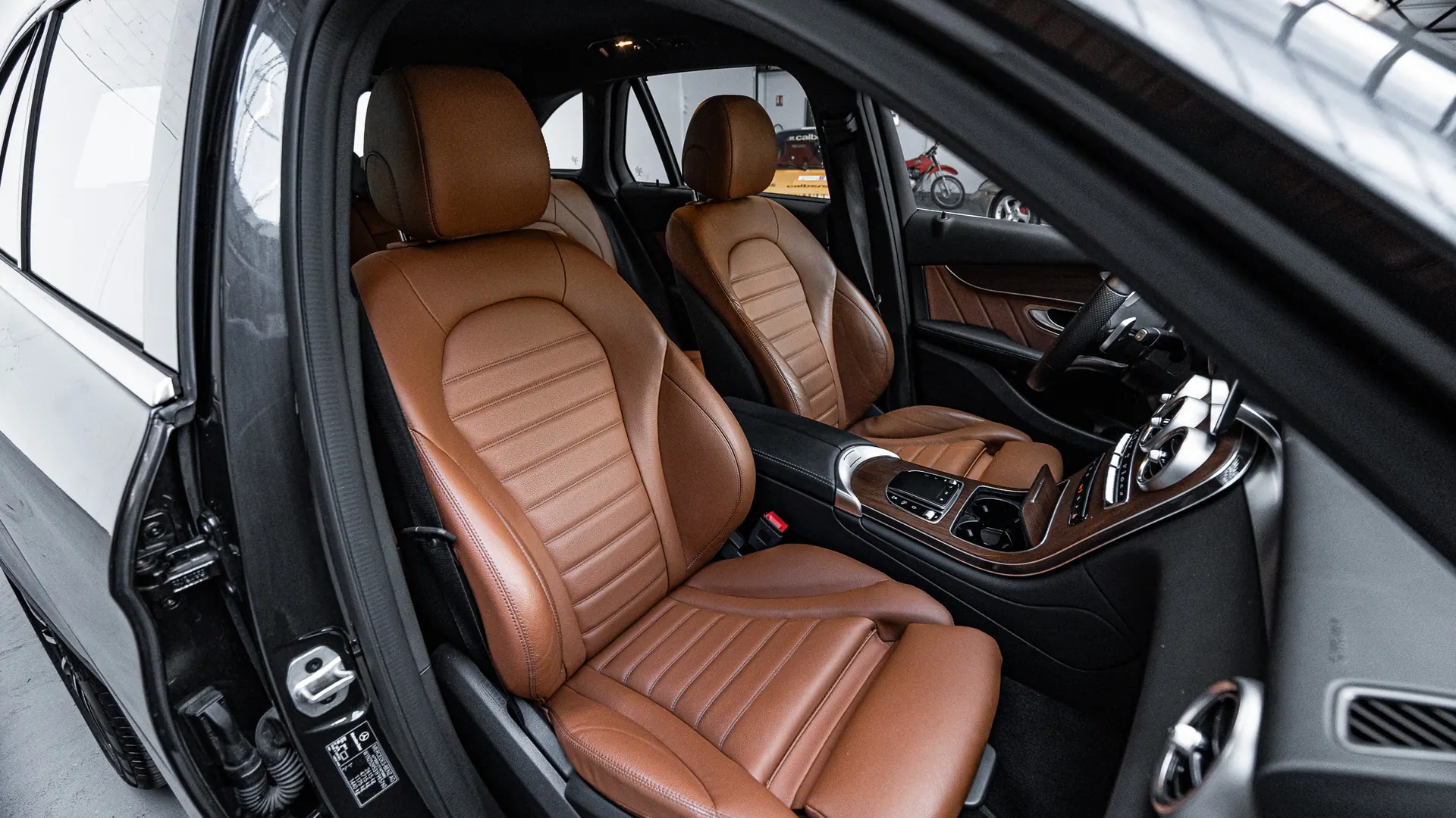 Mercedes-Benz GLC — photo 21