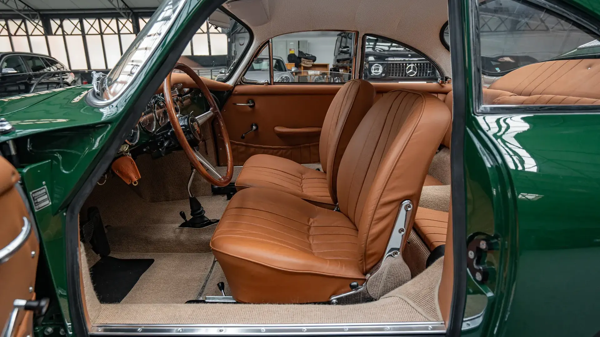 Porsche 356 — photo 9
