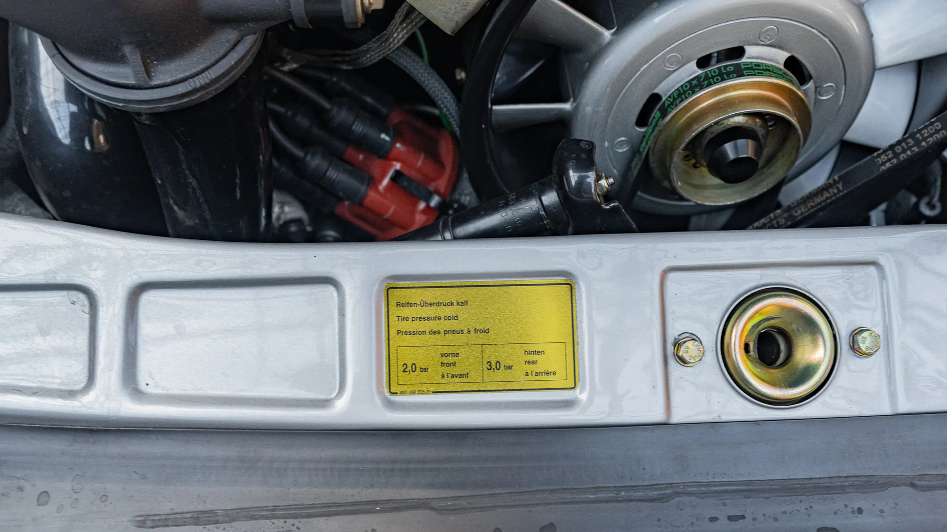 Porsche 911 — photo 46