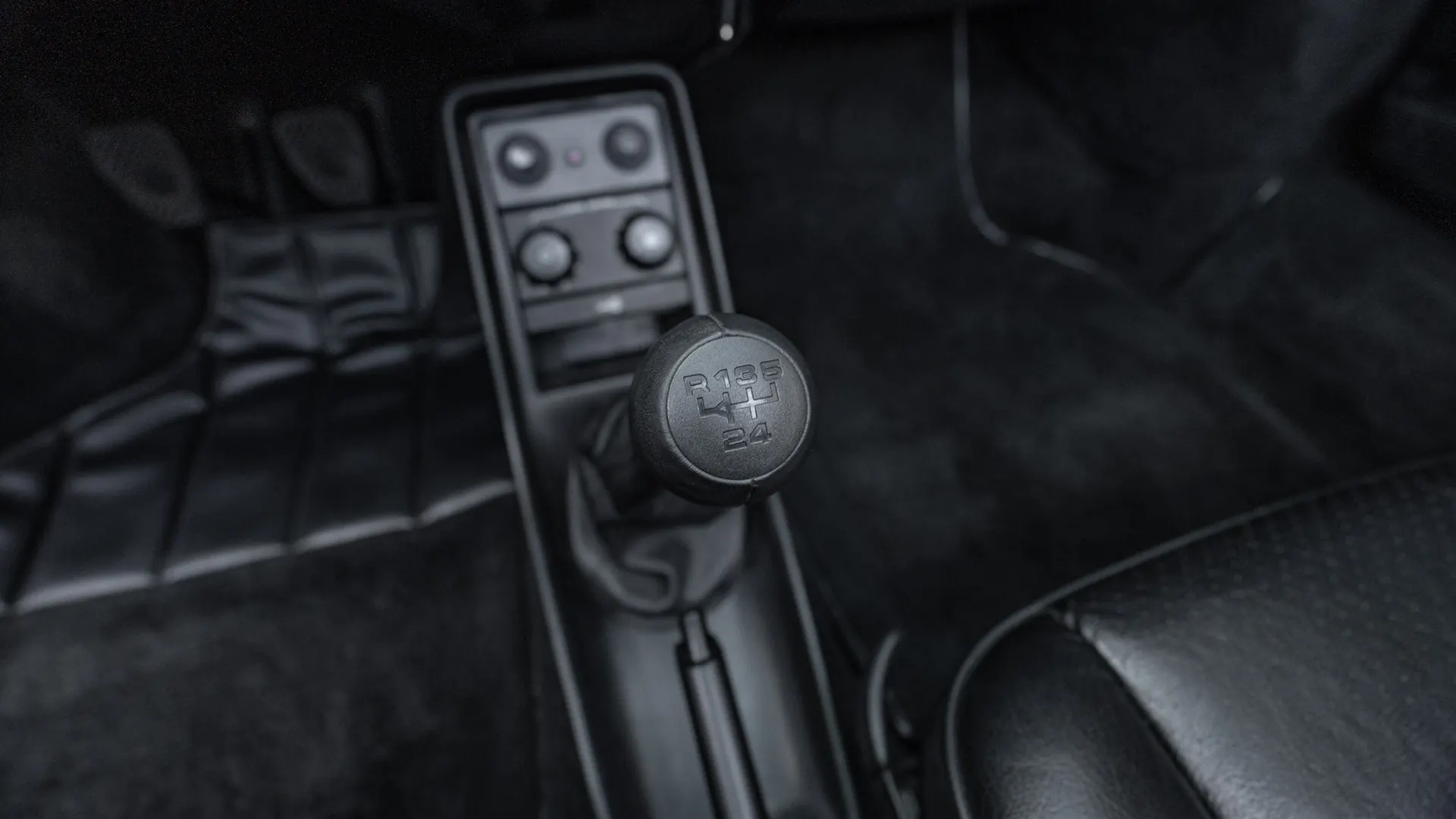 Porsche 911 — photo 20