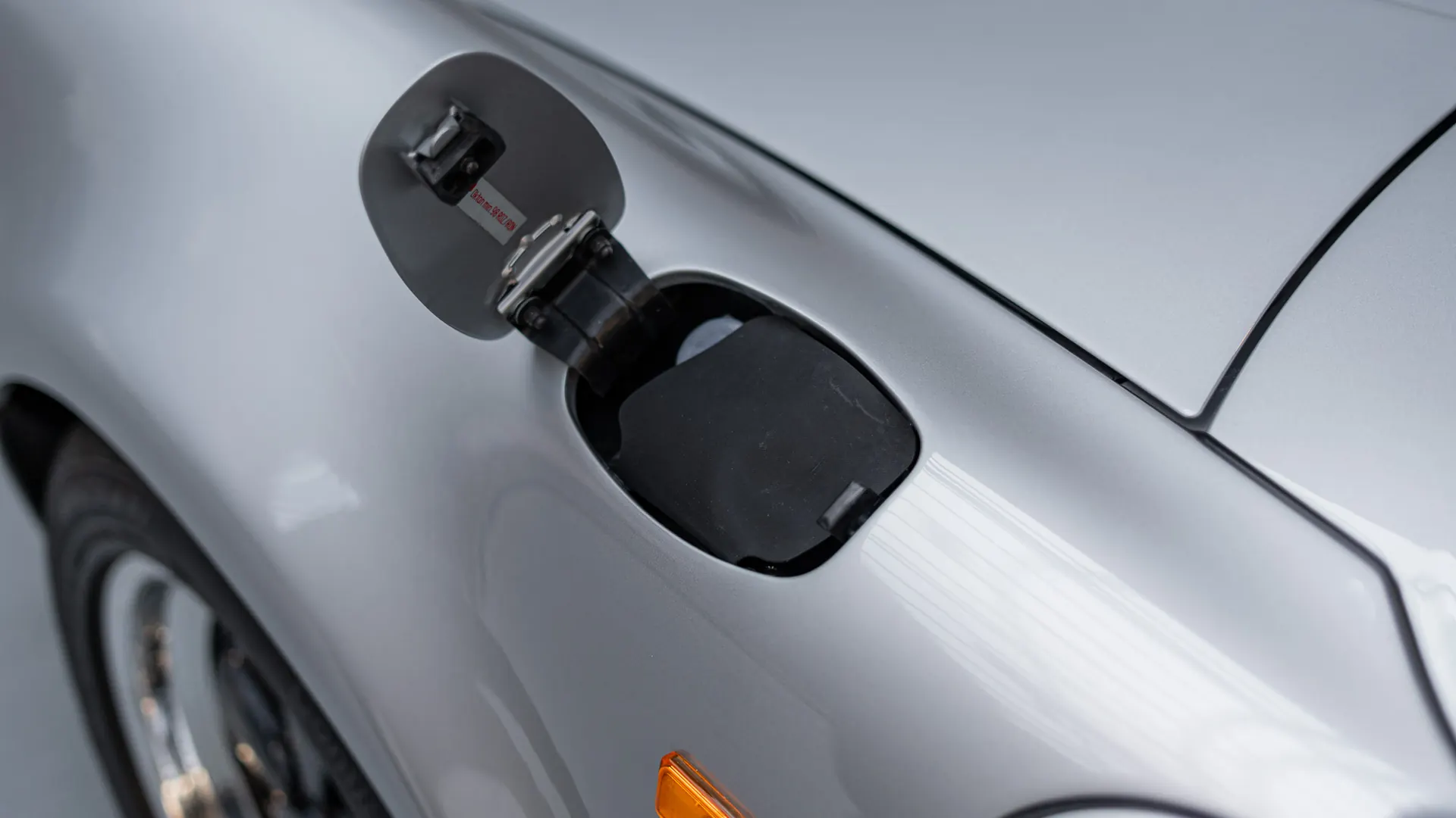 Porsche 911 — photo 35