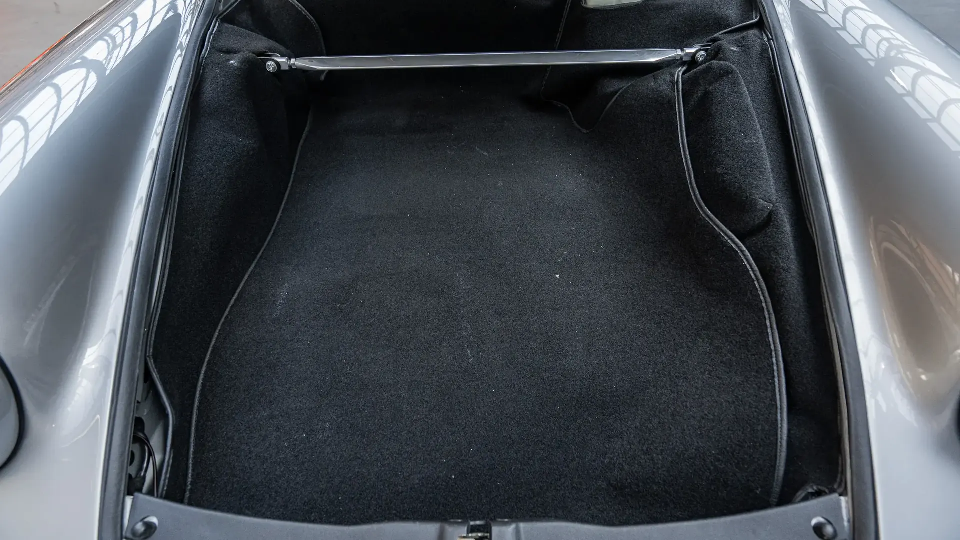 Porsche 911 — photo 40