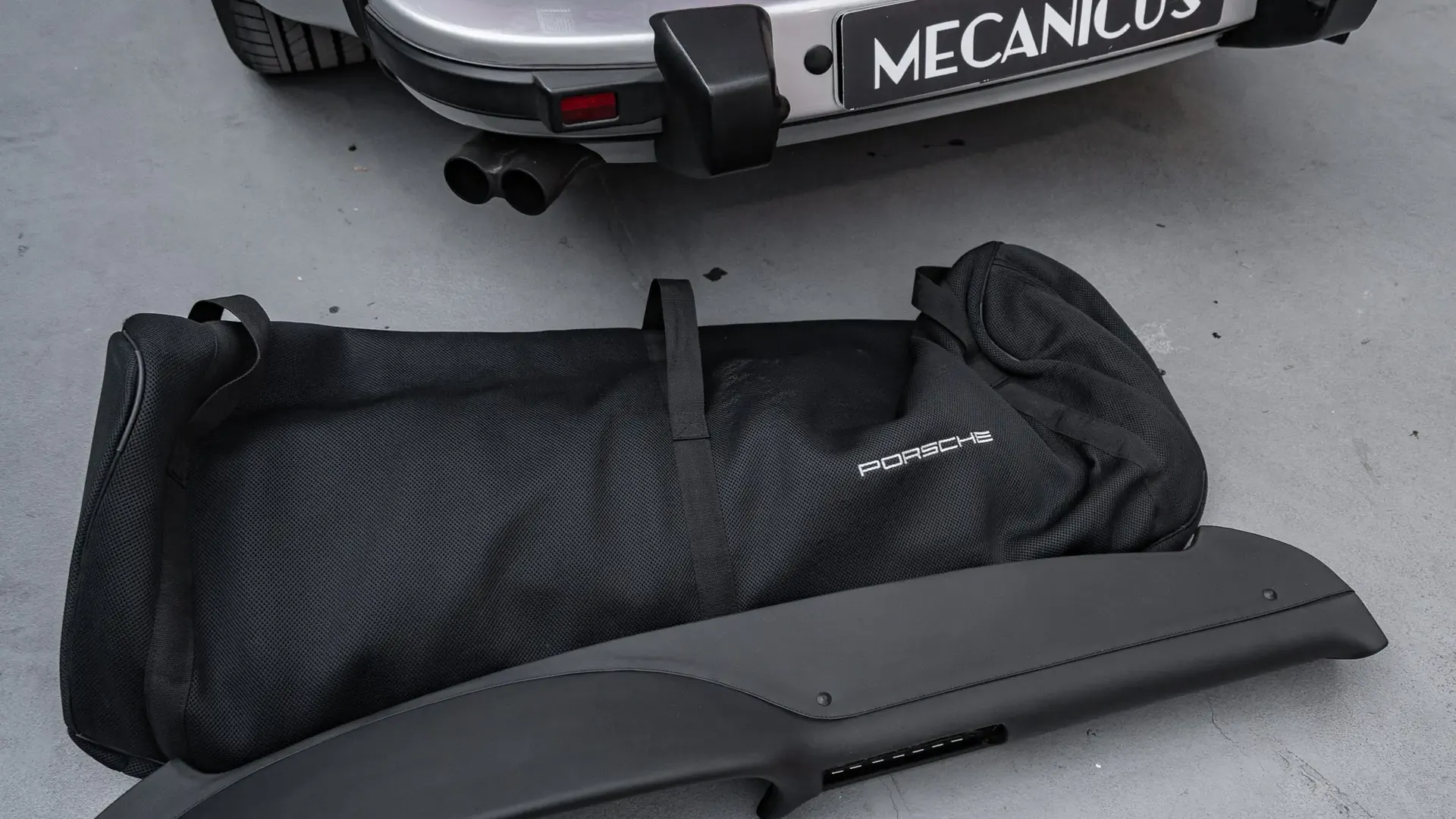 Porsche 911 — photo 42