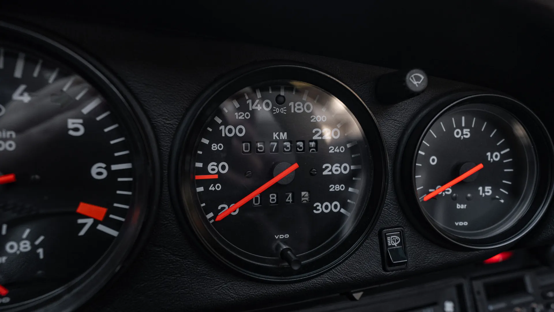 Porsche 911 — photo 17