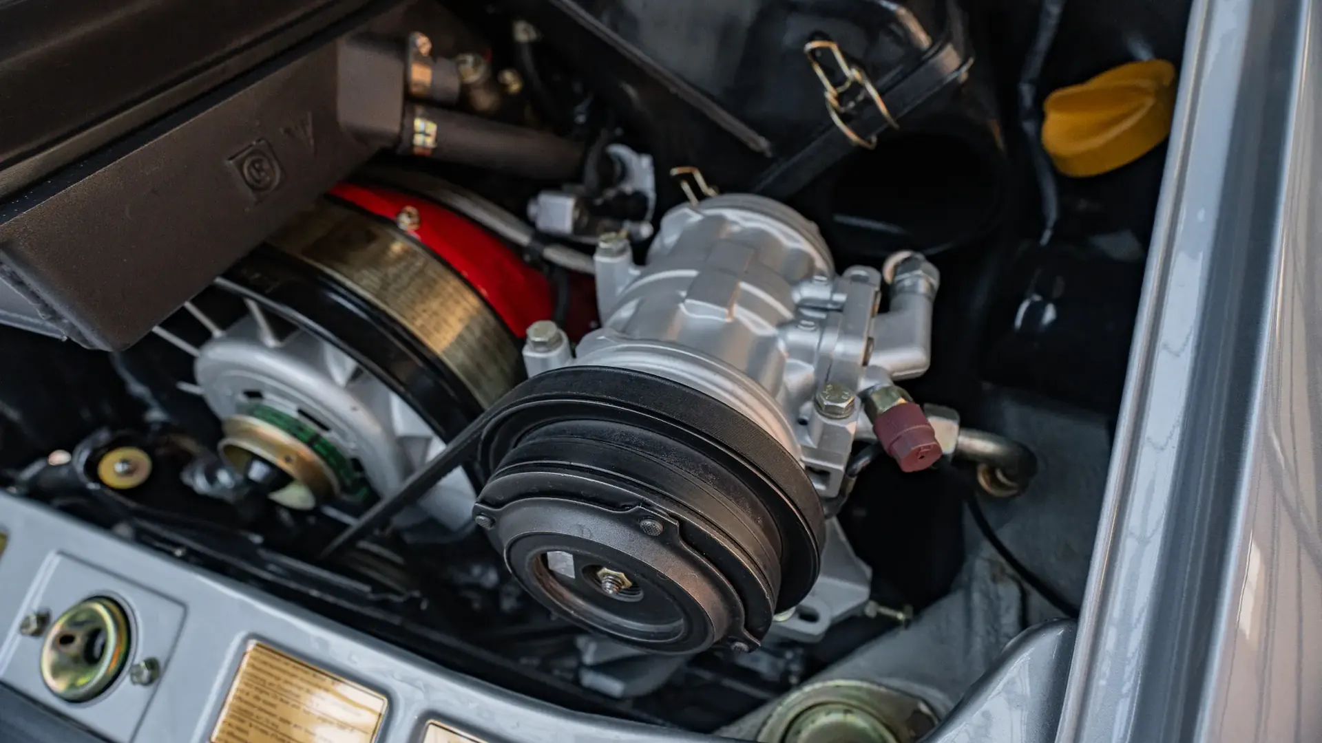 Porsche 911 — photo 49