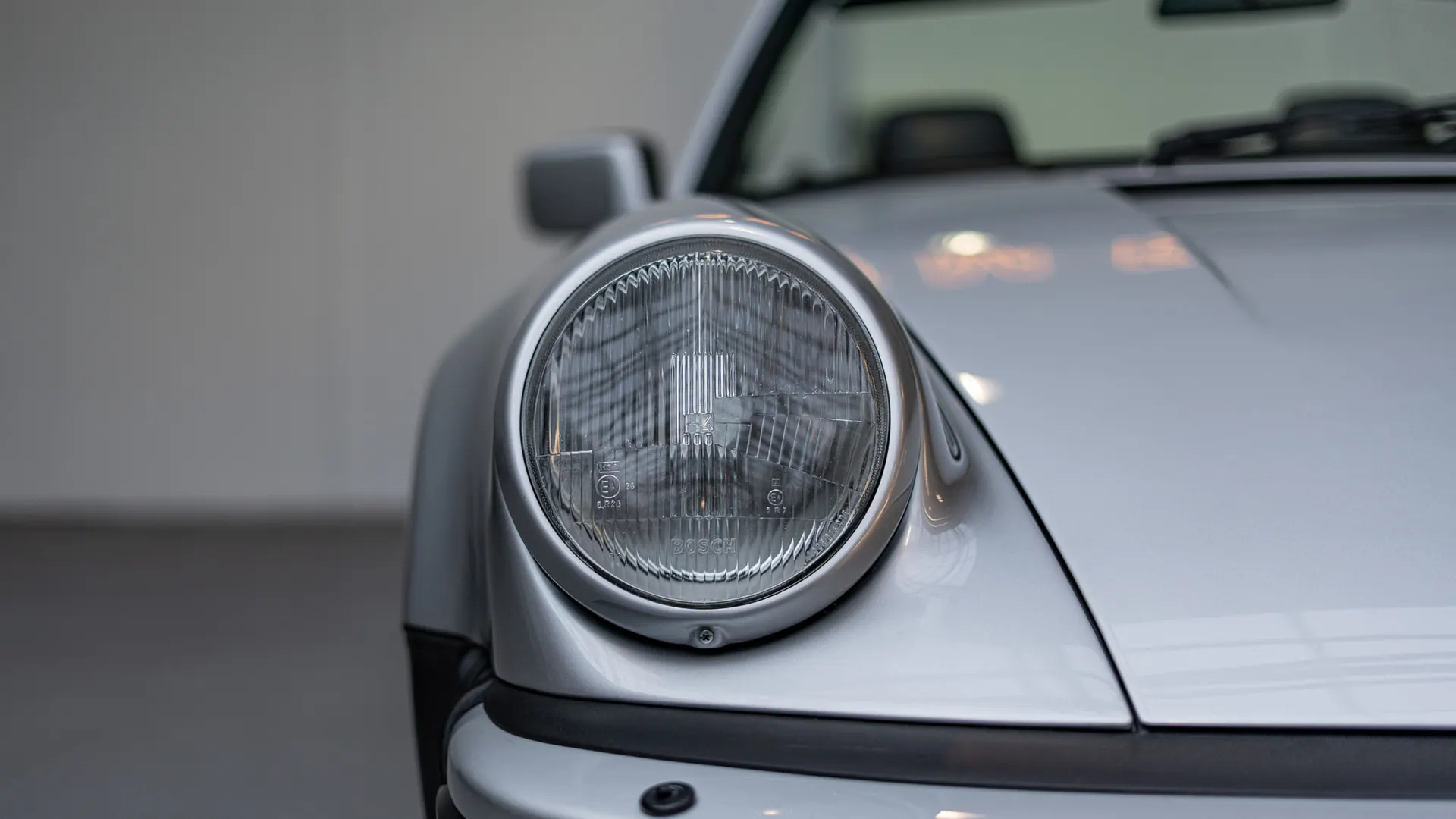 Porsche 911 — photo 32