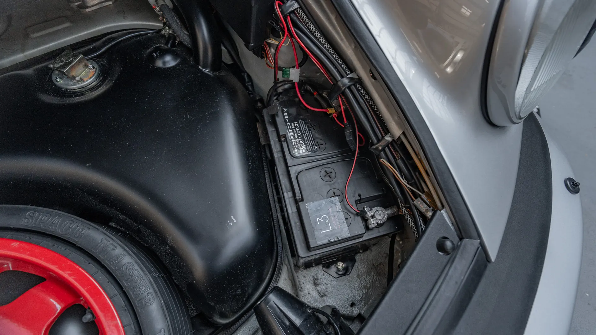 Porsche 911 — photo 50