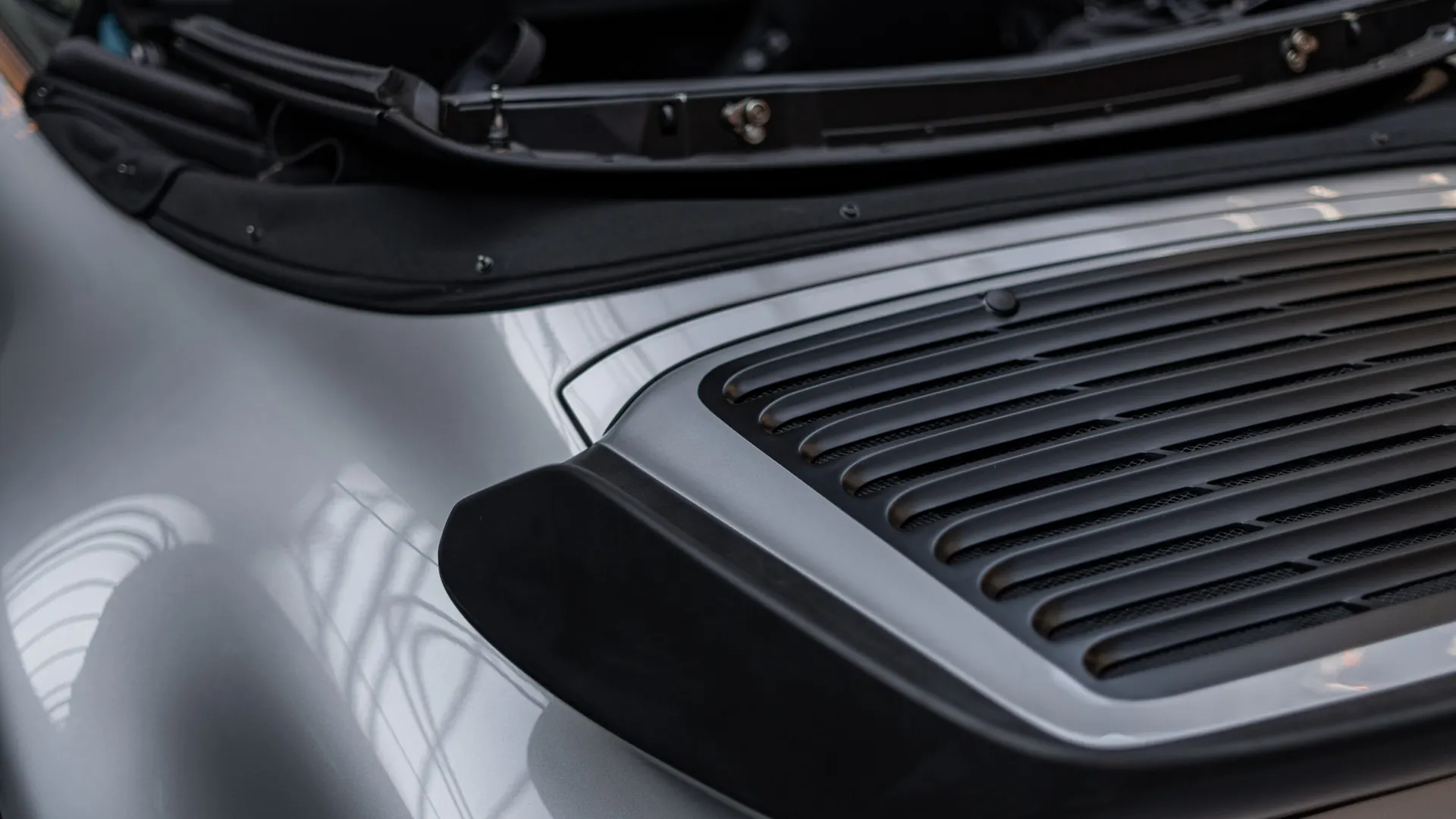Porsche 911 — photo 38