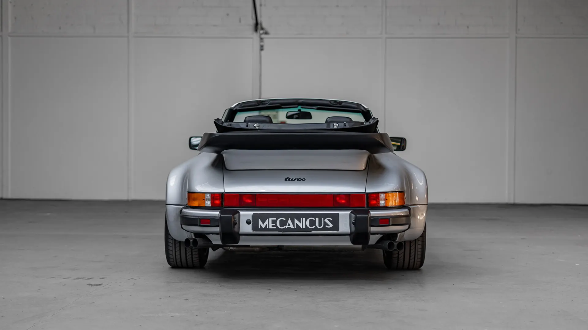 Porsche 911 — photo 4
