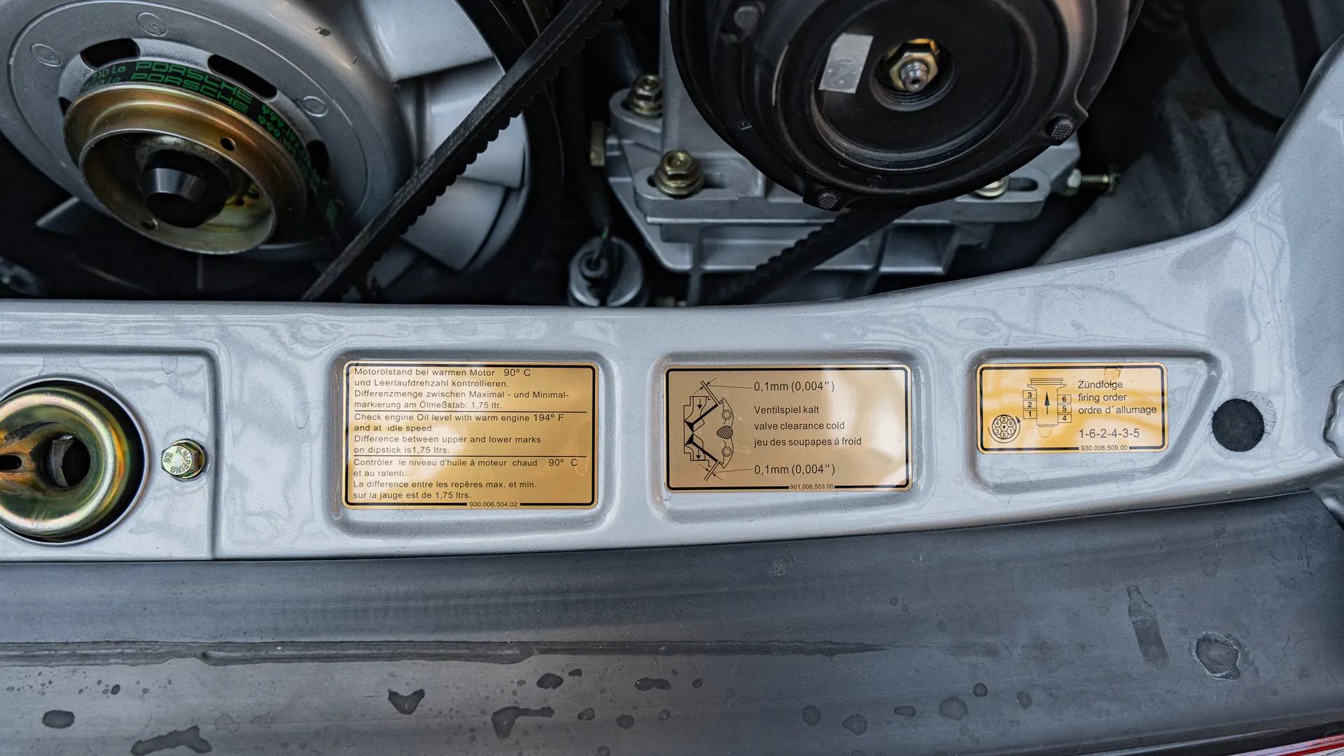 Porsche 911 — photo 47