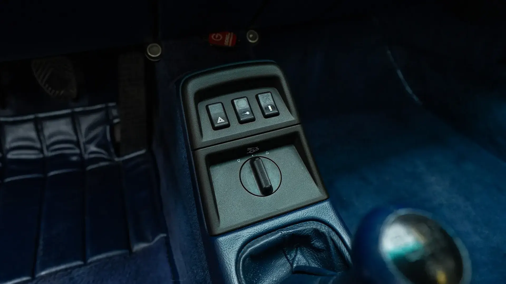 Porsche 911 — photo 16