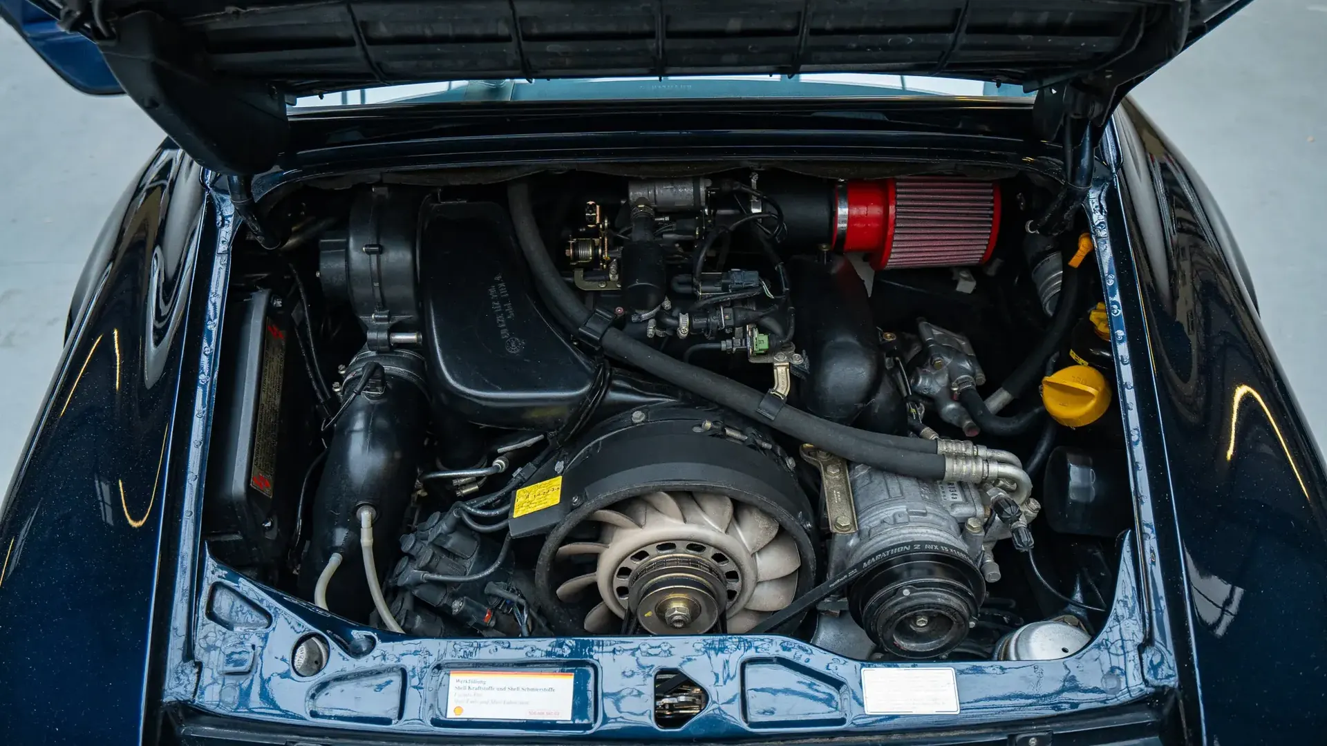 Porsche 911 — photo 31