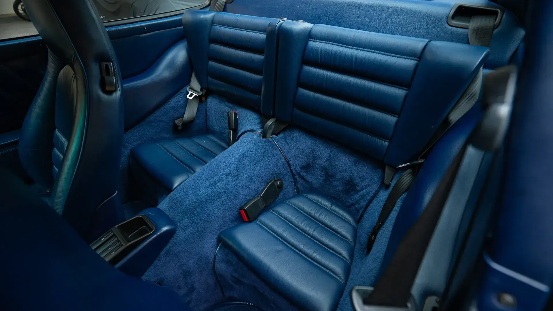 Porsche 911 — photo 19