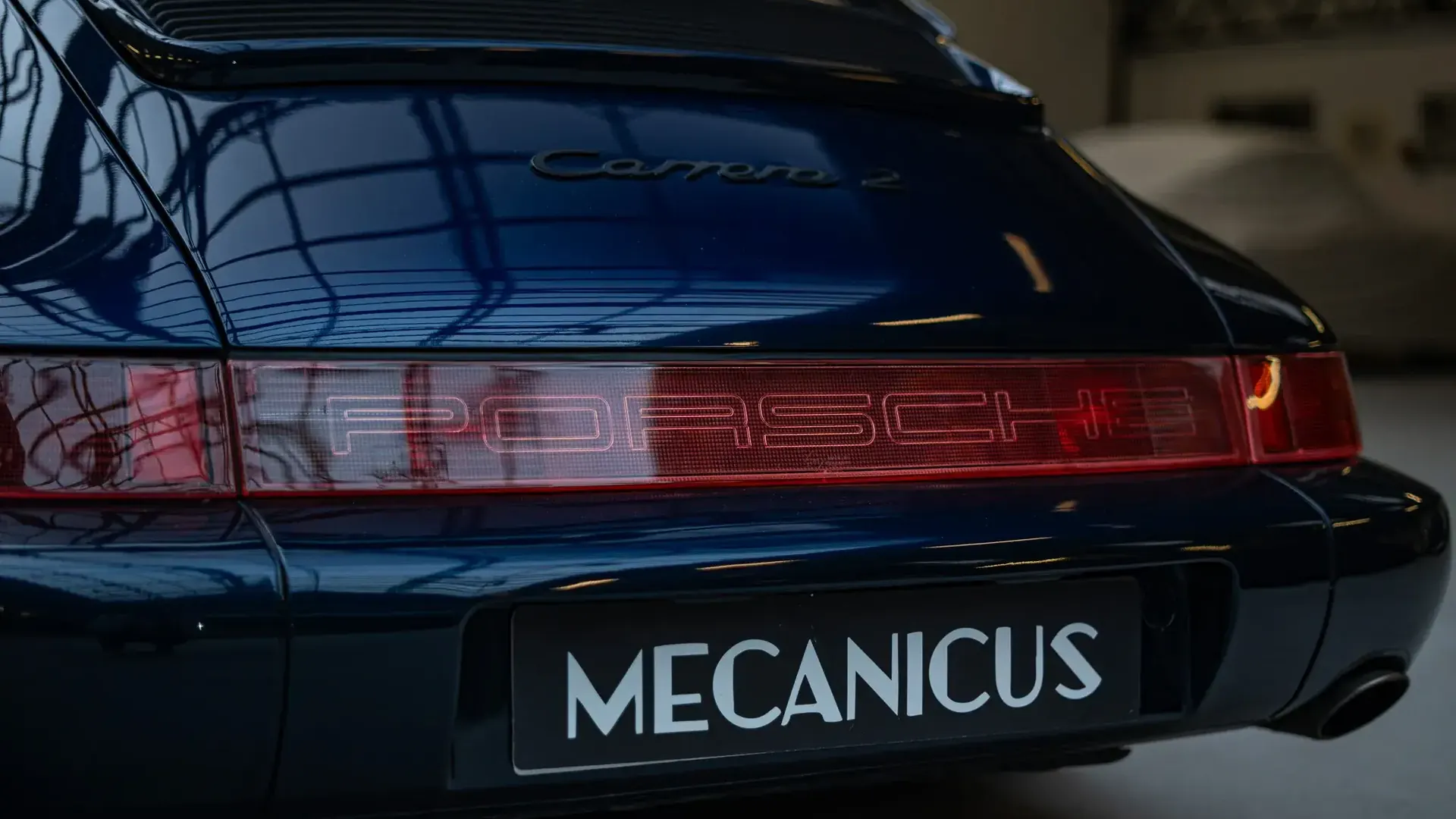 Porsche 911 — photo 29