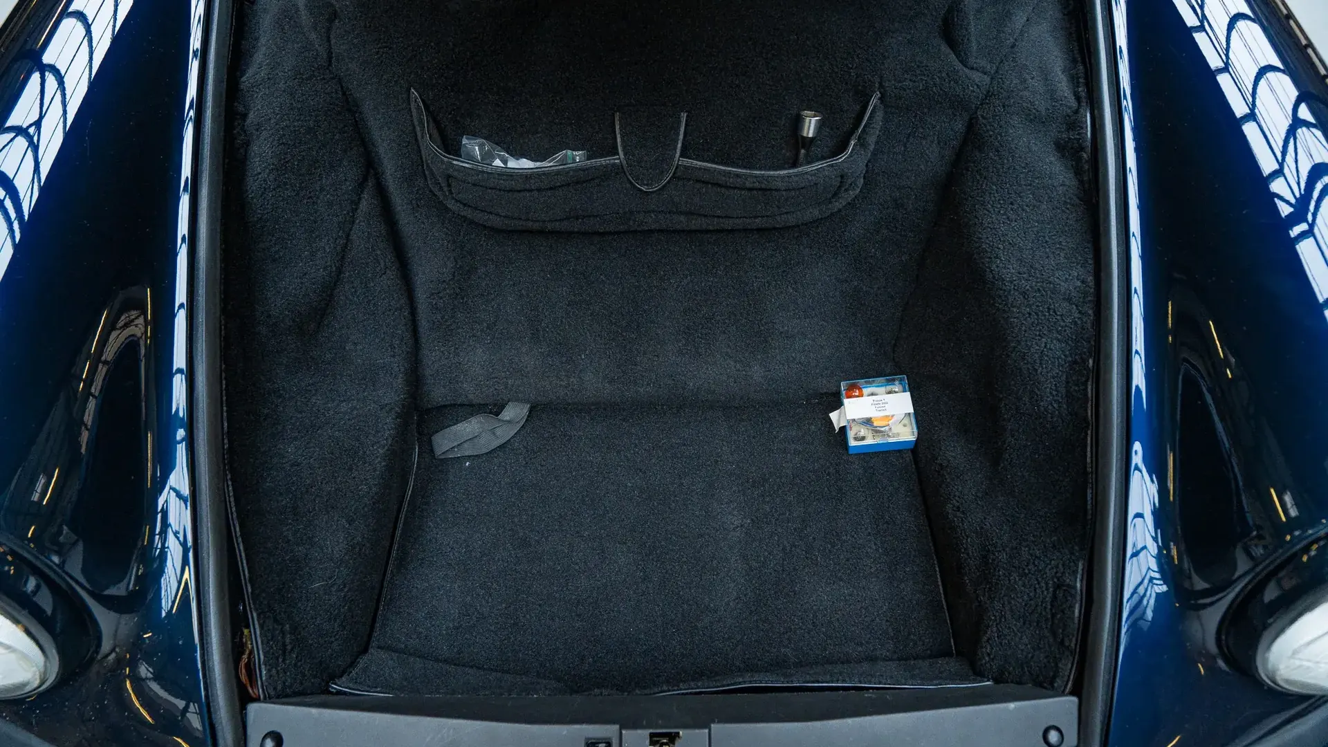 Porsche 911 — photo 22