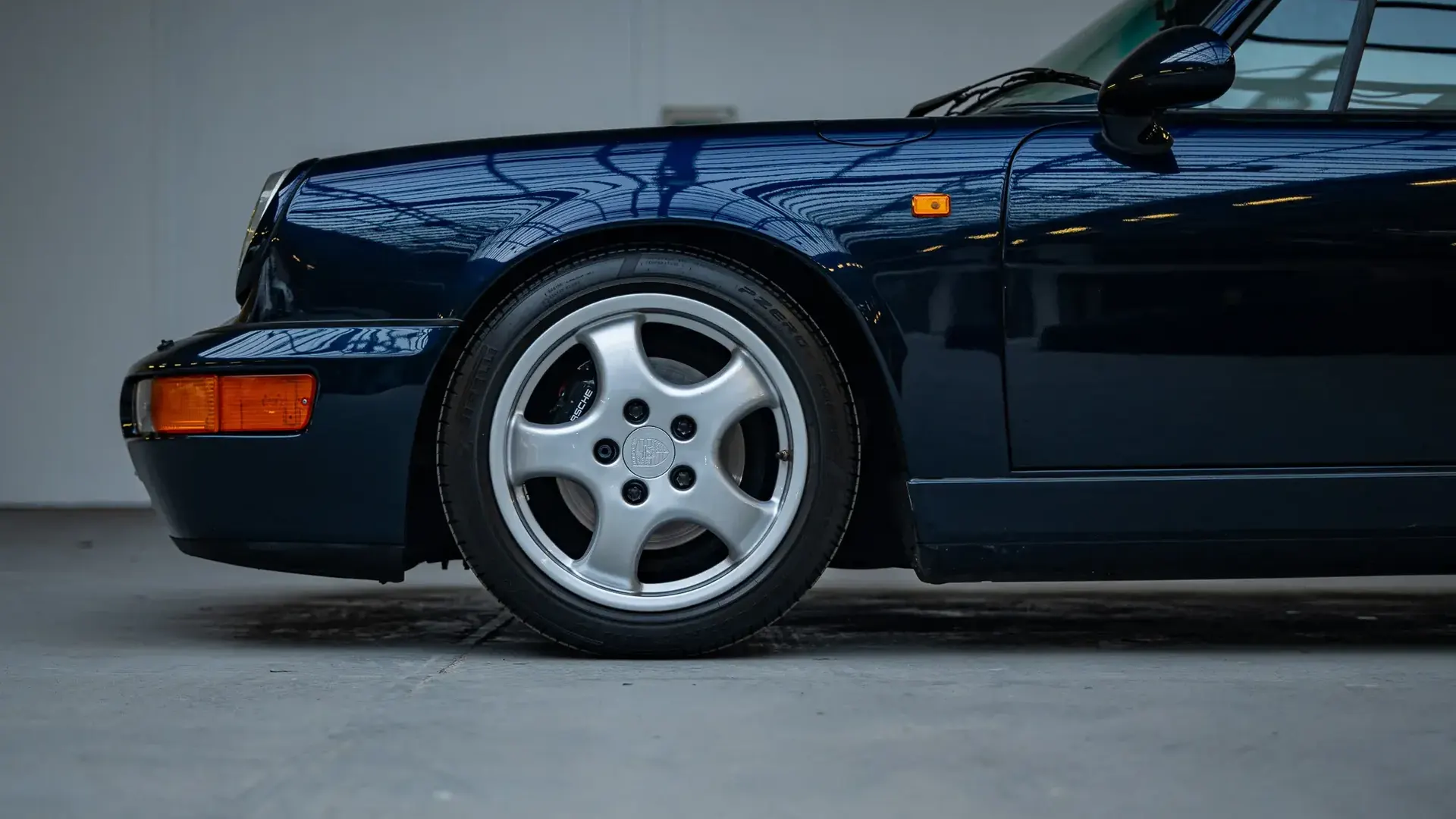 Porsche 911 — photo 6