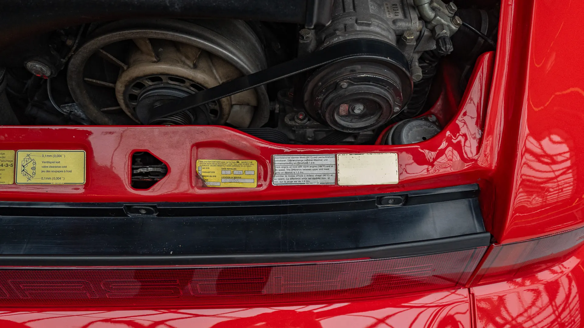 Porsche 911 — photo 48