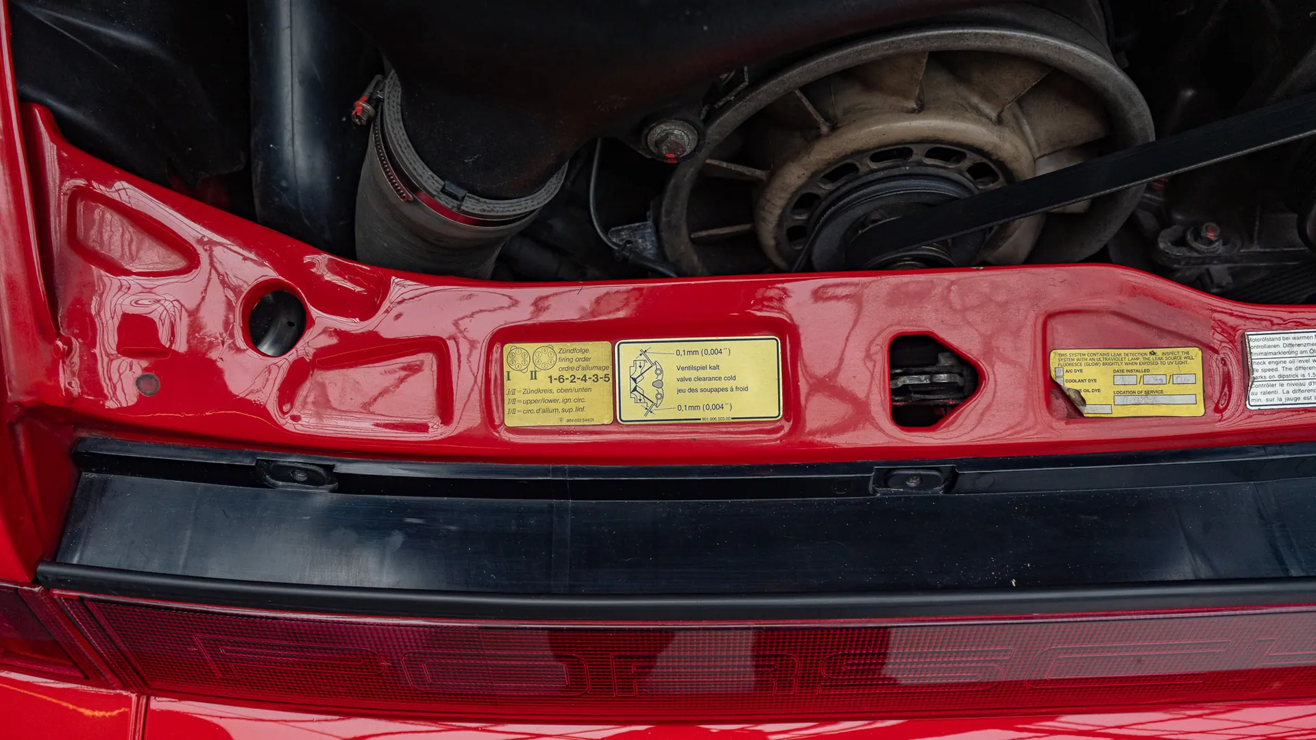 Porsche 911 — photo 47