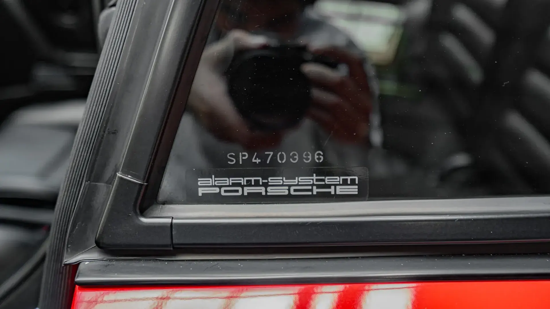 Porsche 911 — photo 24
