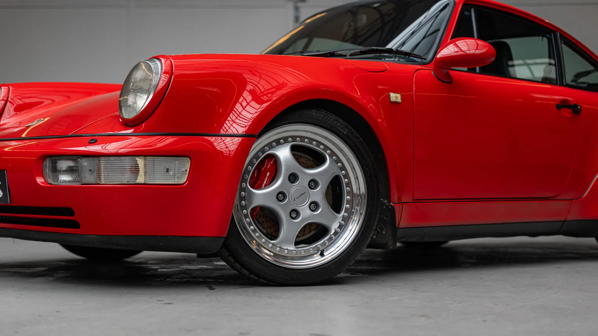 Porsche 911 — photo 29
