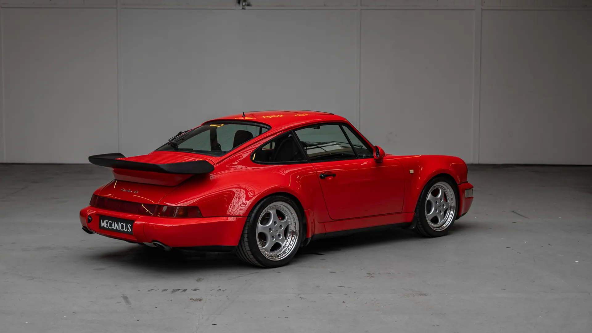 Porsche 911 — photo 2