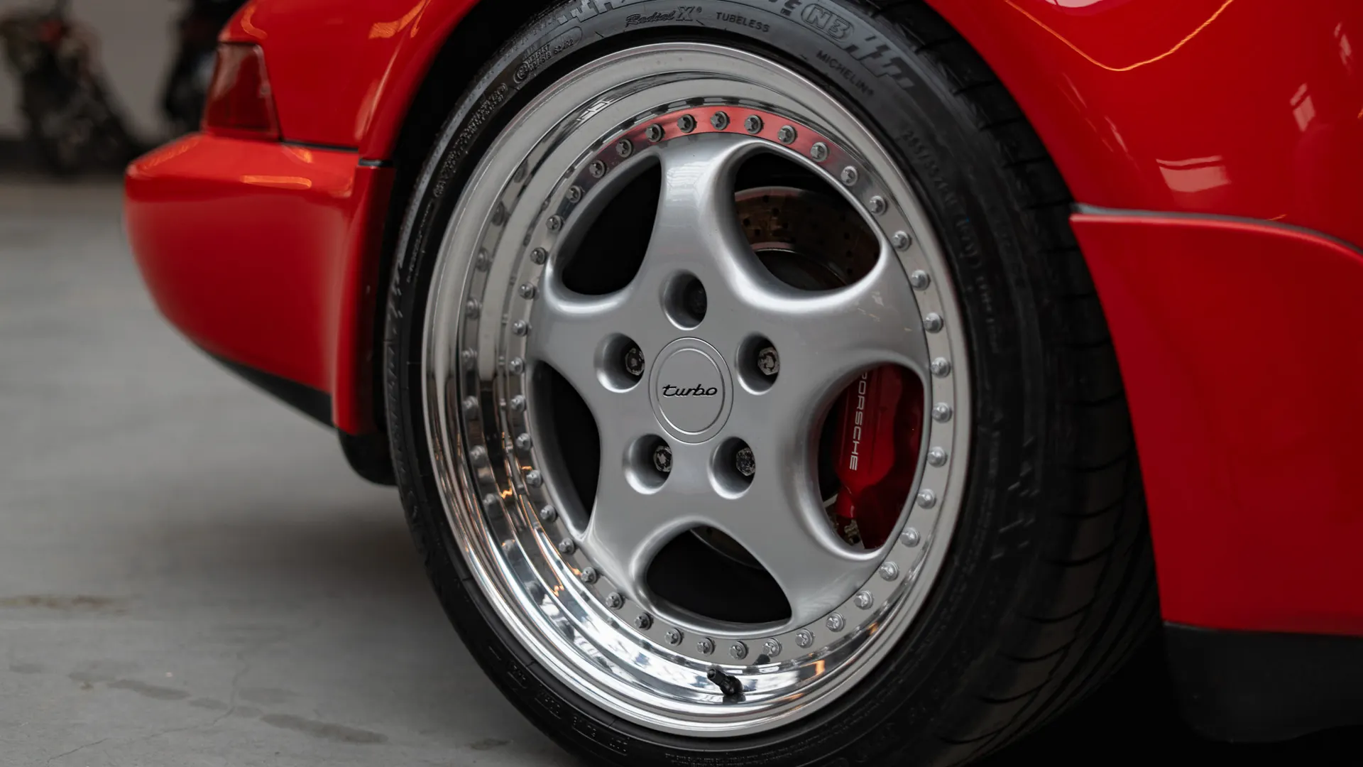 Porsche 911 — photo 34