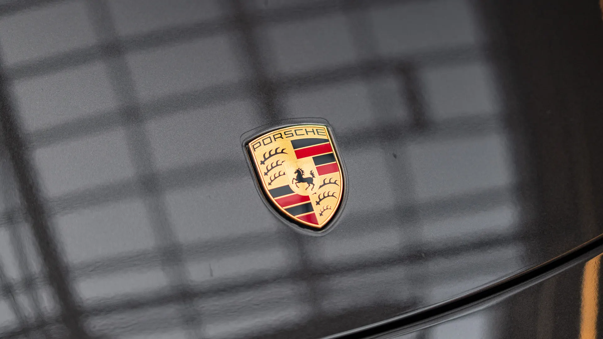 Porsche 911 — photo 24