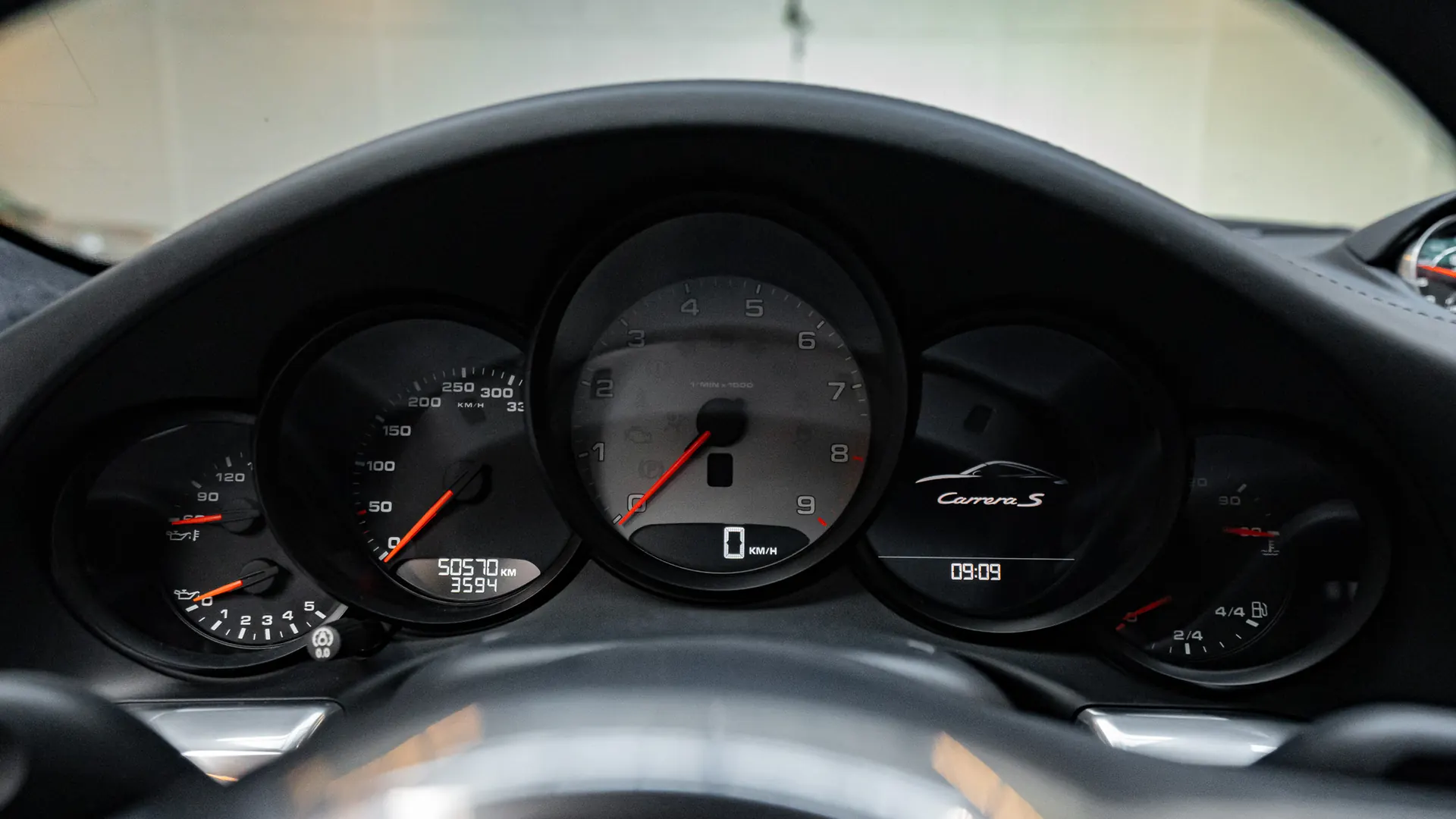 Porsche 911 — photo 14