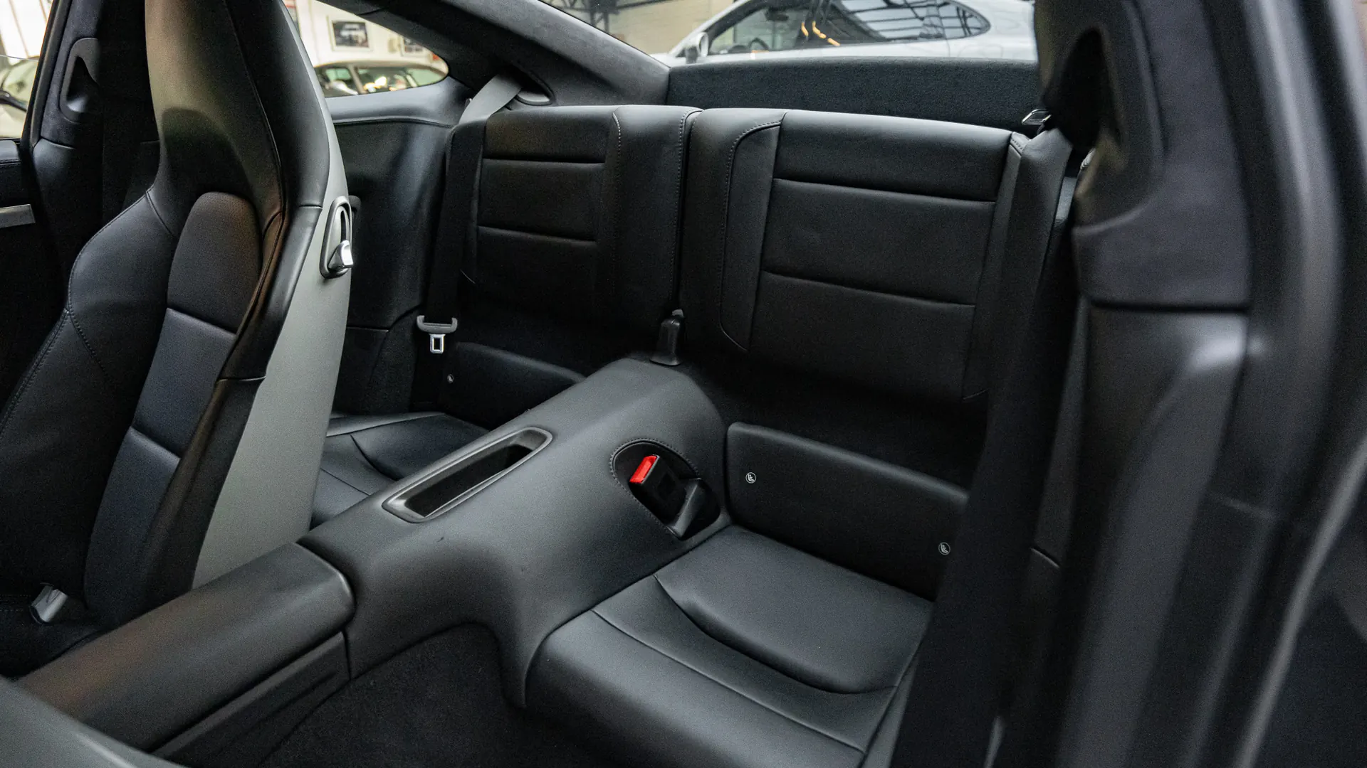 Porsche 911 — photo 11