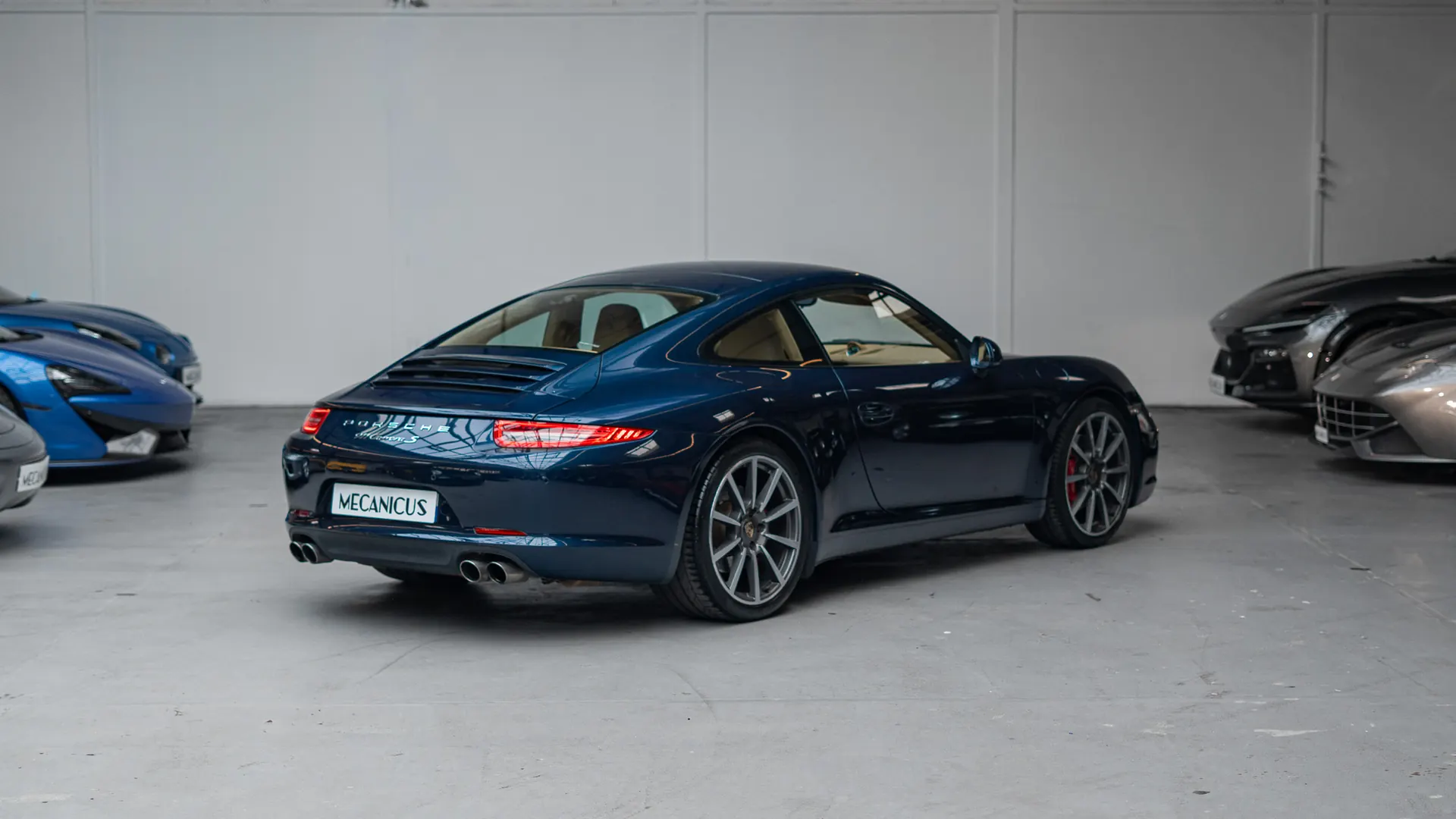 Porsche 911 — photo 2