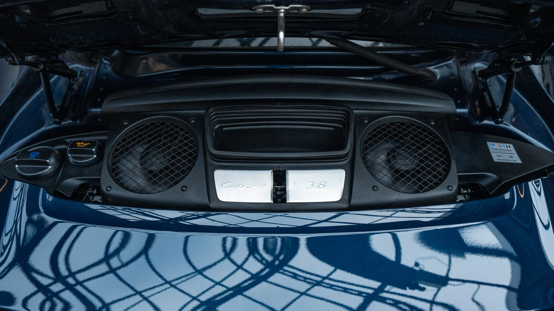 Porsche 911 — photo 33