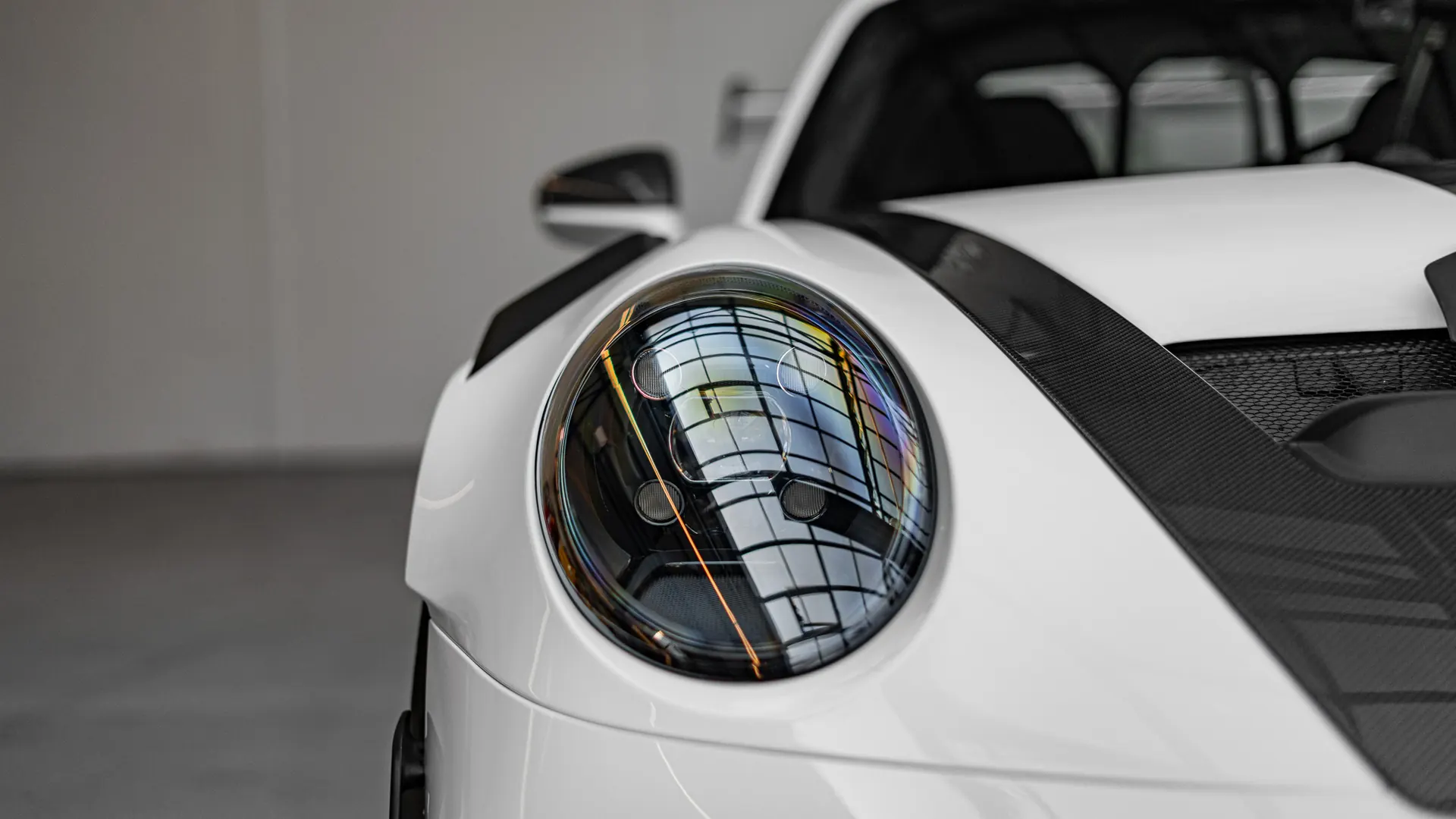 Porsche 911 — photo 41