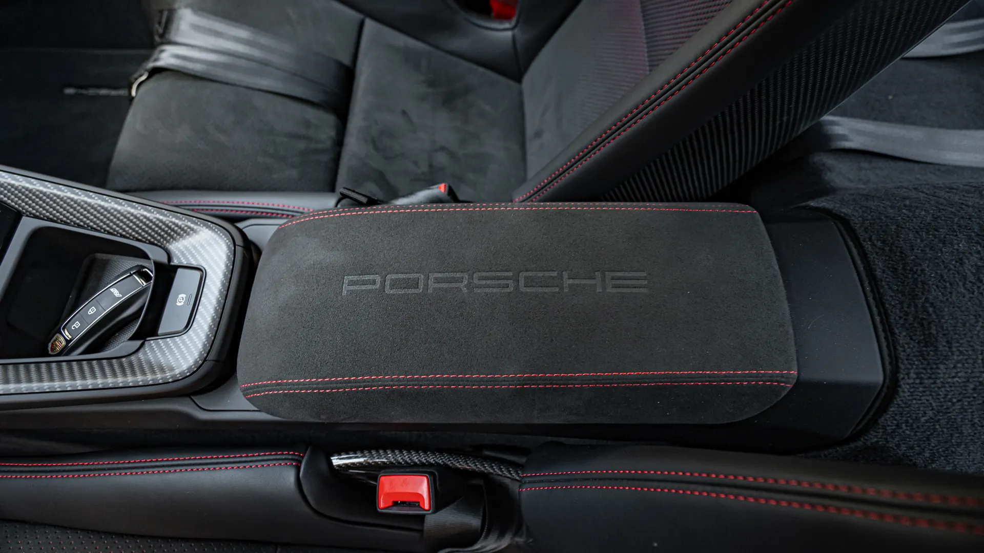 Porsche 911 — photo 21