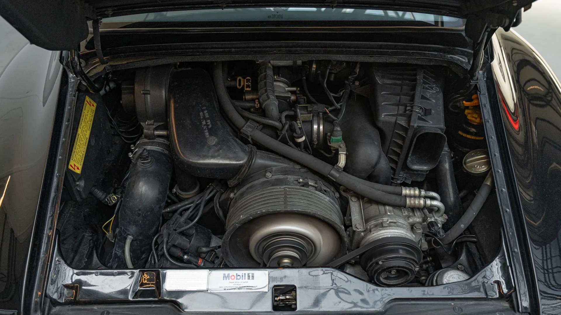 Porsche 911 — photo 30