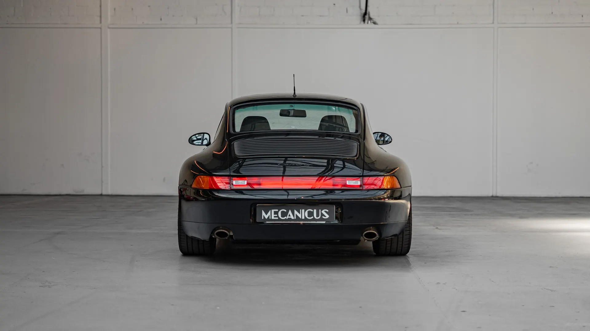 Porsche 911 — photo 4