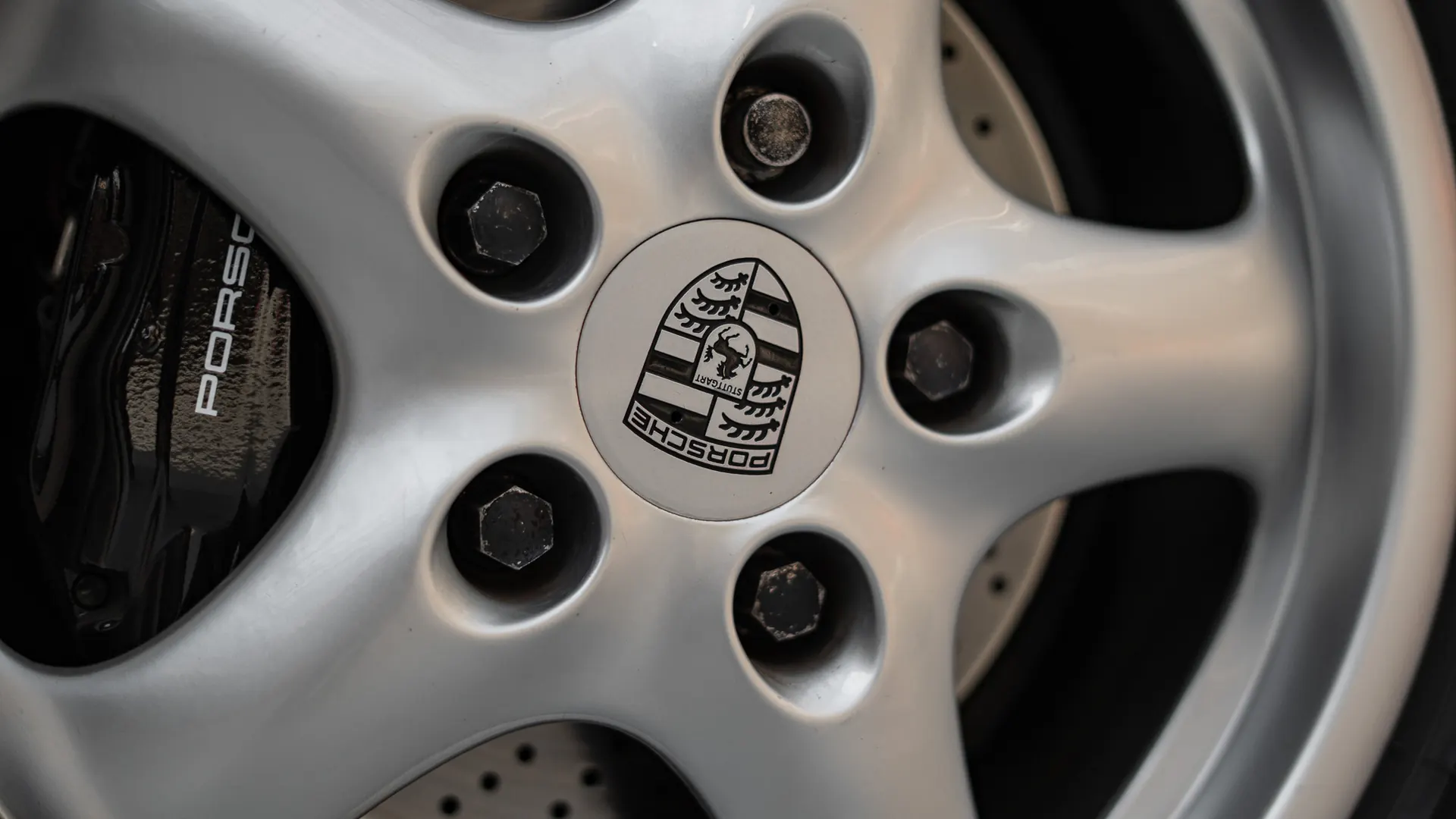 Porsche 911 — photo 26