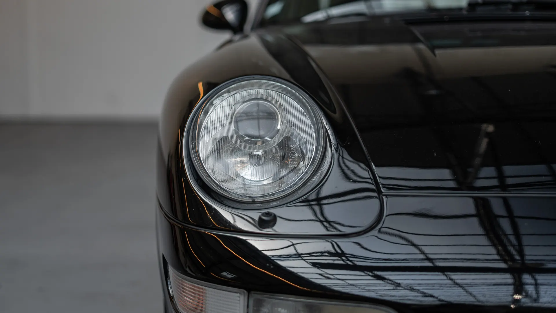 Porsche 911 — photo 23