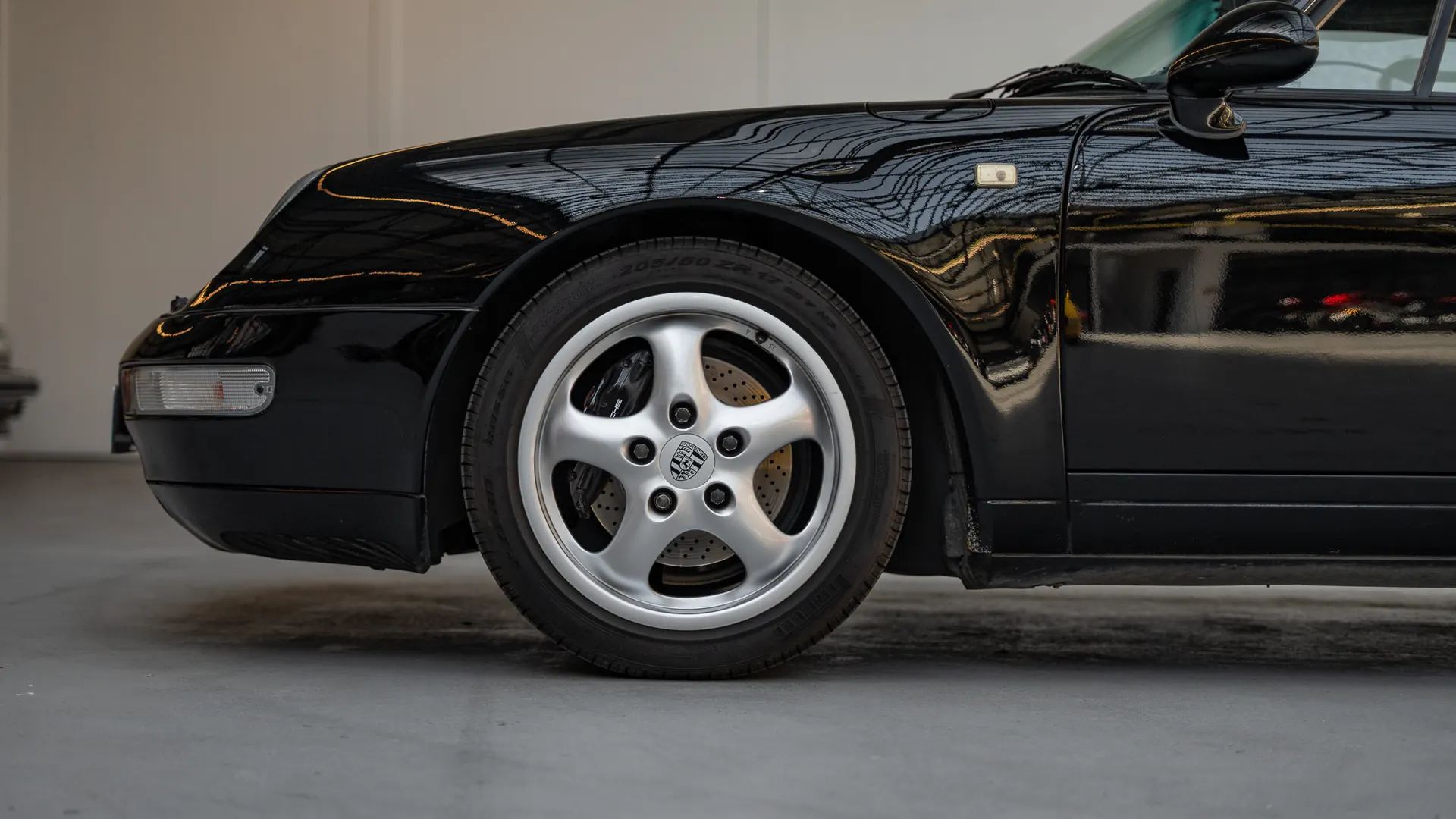 Porsche 911 — photo 6